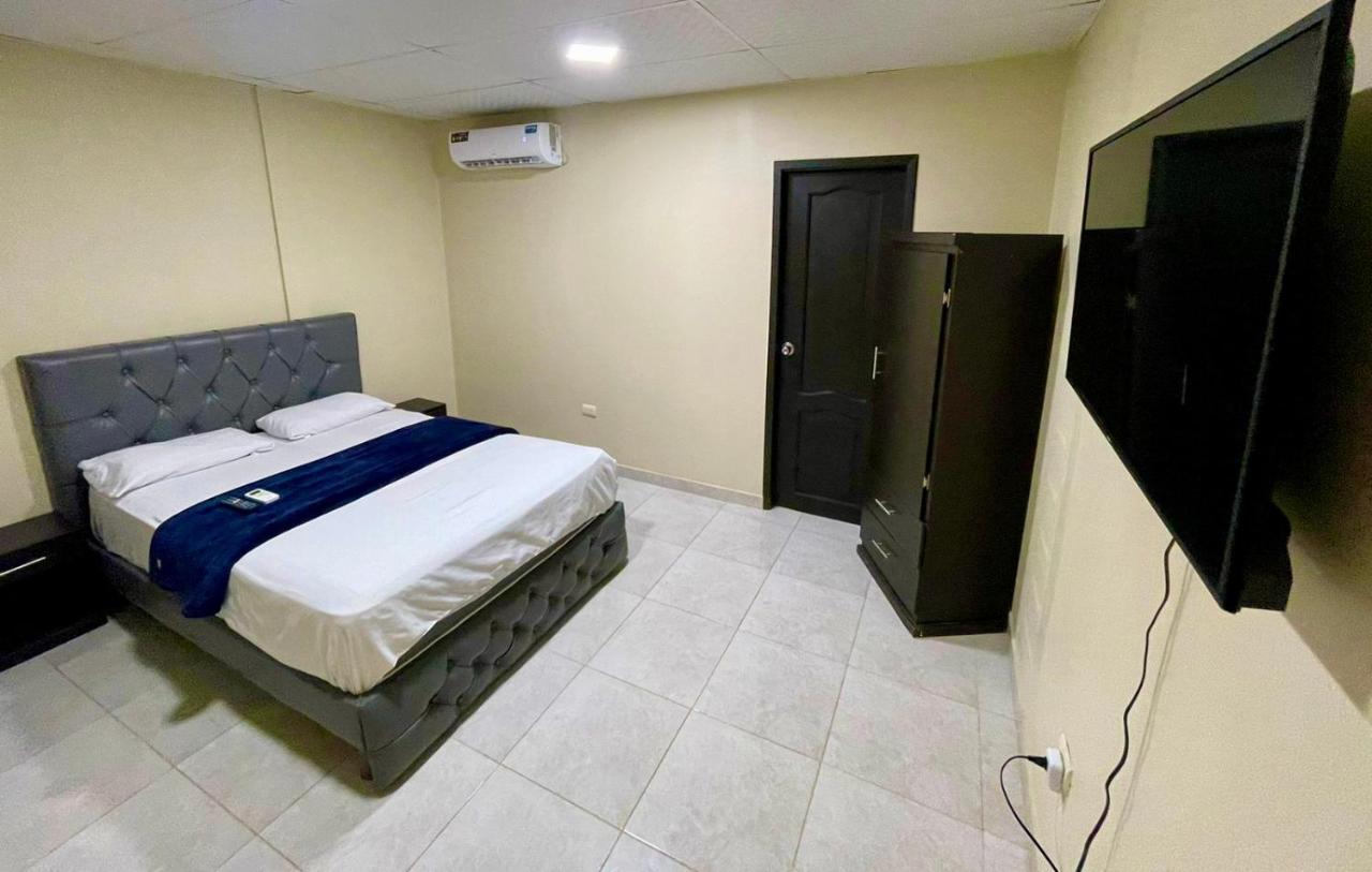 فندق Hostal Tropicoco بلاياس المظهر الخارجي الصورة
