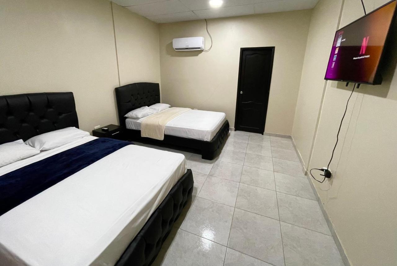 فندق Hostal Tropicoco بلاياس المظهر الخارجي الصورة